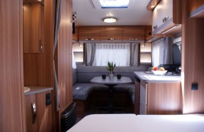 Galéria produktu Weinsberg 450 FU 1  - KaravanyPD 