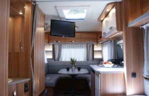 Galéria produktu Weinsberg 450 FU 1  - KaravanyPD 