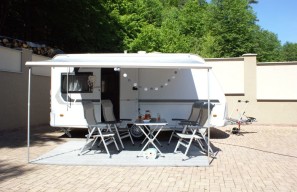 Galéria produktu Weinsberg 450 FU 1  - KaravanyPD 