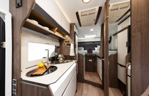 Galéria produktu Benimar Amphitryon 961  - Amigo 