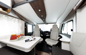 Galéria produktu Benimar Amphitryon 961  - Amigo 