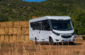 Galéria produktu Benimar Amphitryon 961  - Amigo 