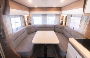 Galéria produktu Hobby UHL 515 DE LUXE  - SC Karavany 