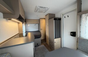 Galéria produktu FENDT NEXT 380  - DopravaPK 